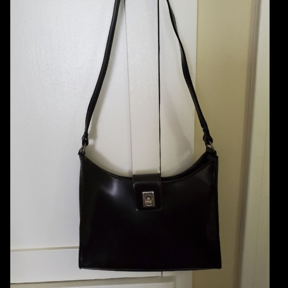 VINTAGE GUESS SHOULDER BAG